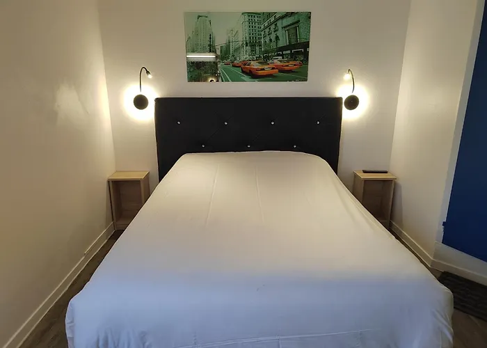 Fasthotel Paris Ouest Bouafle