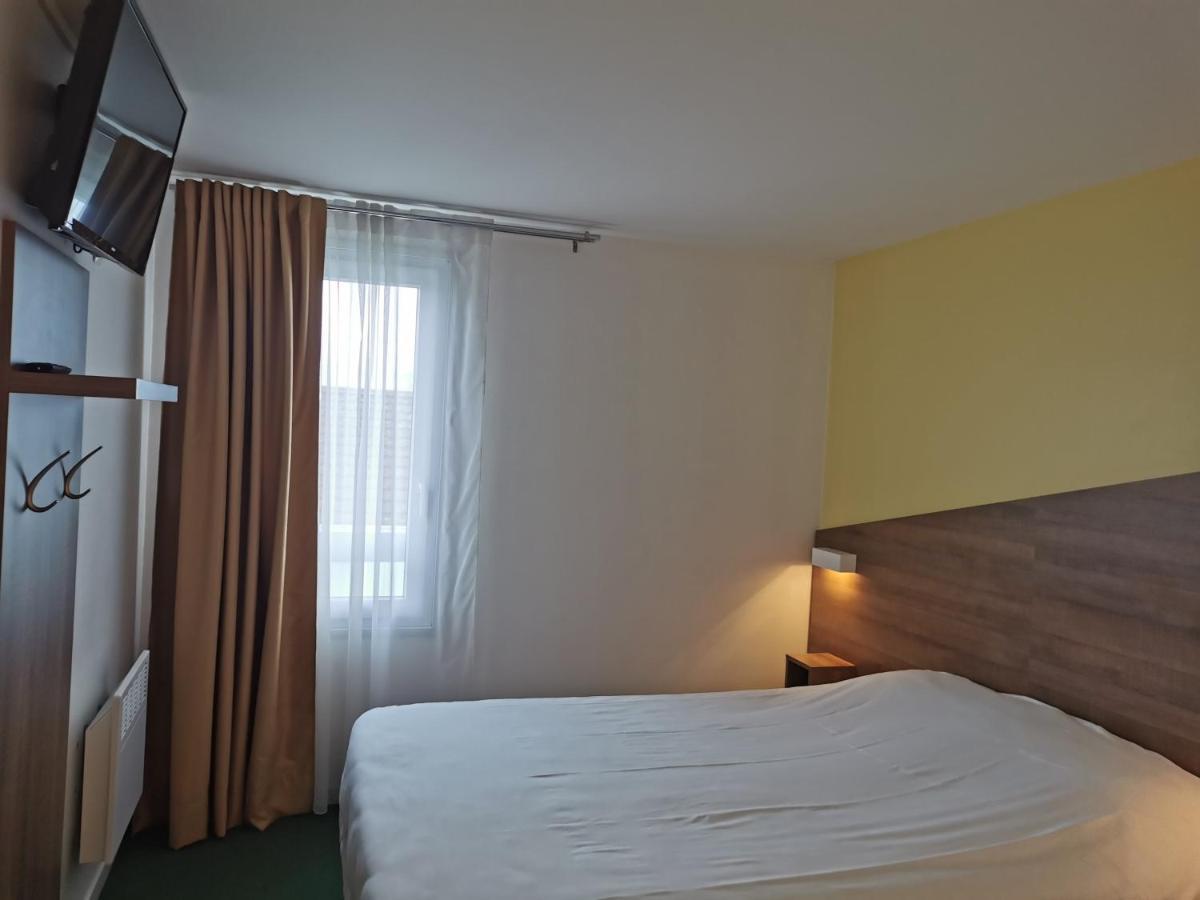 Fasthotel Paris Ouest Bouafle