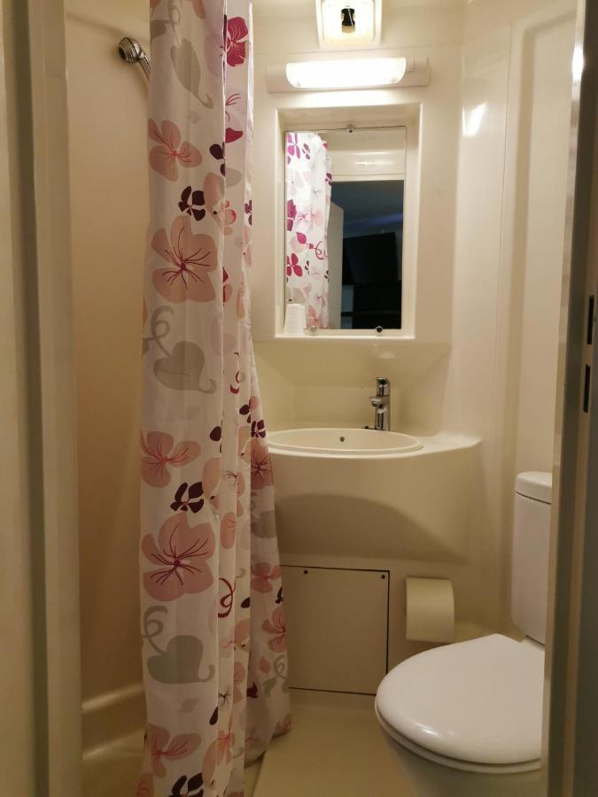 Fasthotel Paris Ouest