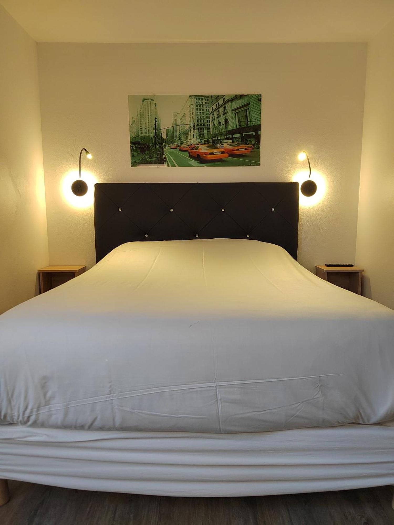 Fasthotel Paris Ouest 2* Bouafle